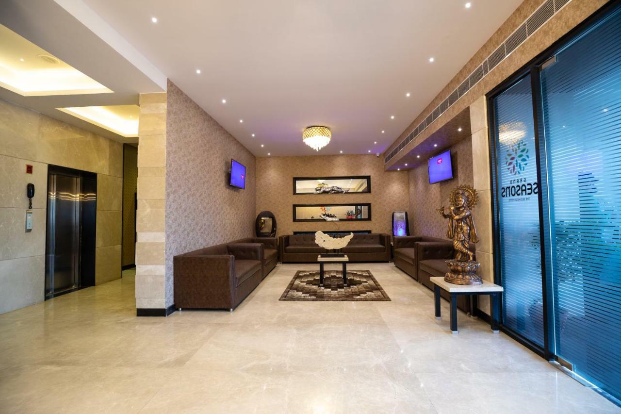 Fabhotel Prime Grand Seasons Bangalore Buitenkant foto