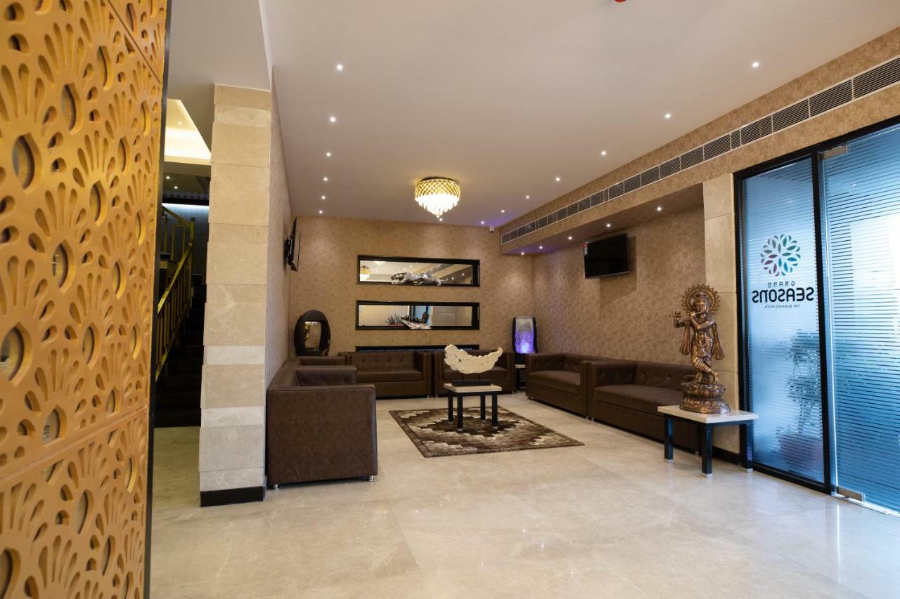 Fabhotel Prime Grand Seasons Bangalore Buitenkant foto